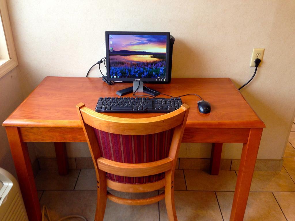 Red Roof Inn Plus+ Poughkeepsie Luaran gambar